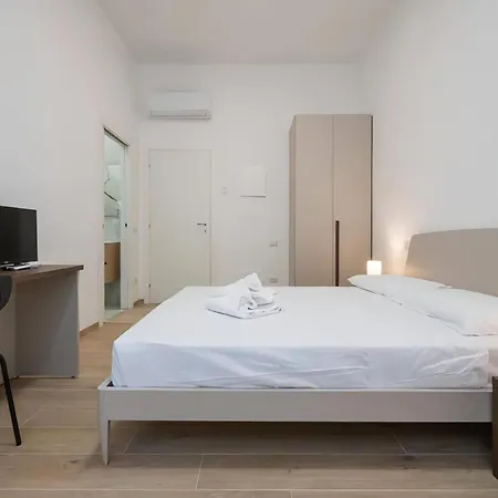 Casa Sforza Ieo Pensión *