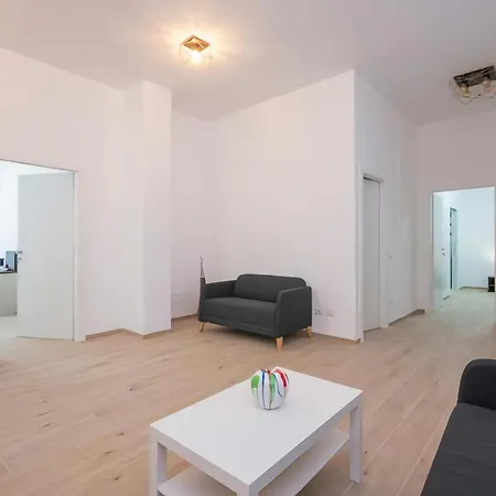 Casa Sforza Ieo ミラノ